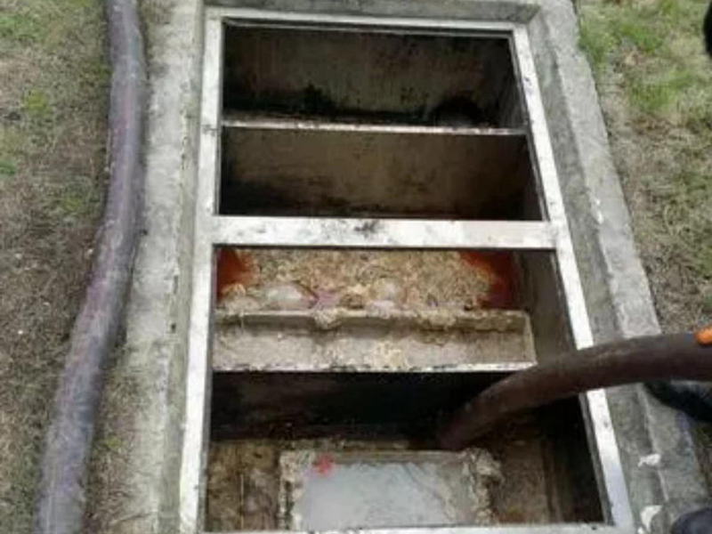 北关隔油池清理