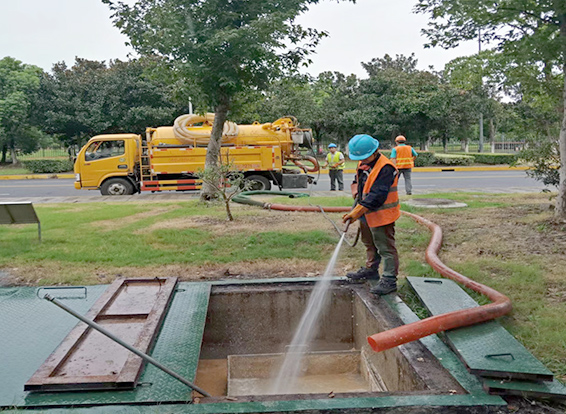 北关化油池清理